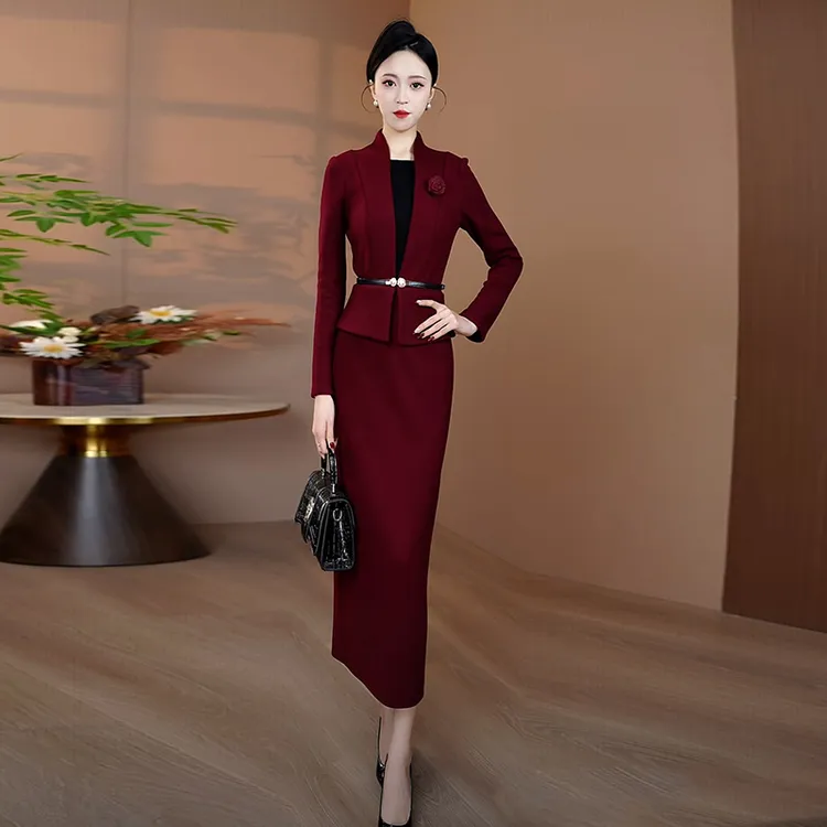 假两件加厚毛呢连衣裙女2025秋冬新款显瘦安哥拉红裙子修身长裙