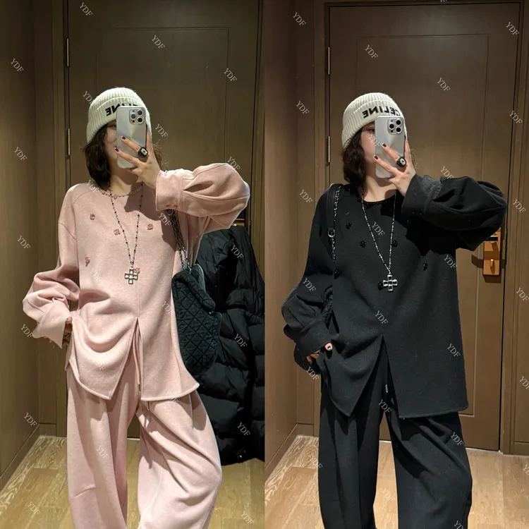YDFSTUDIO小众【白茶情书】欧货高品重工立体装饰开叉设计时尚上衣