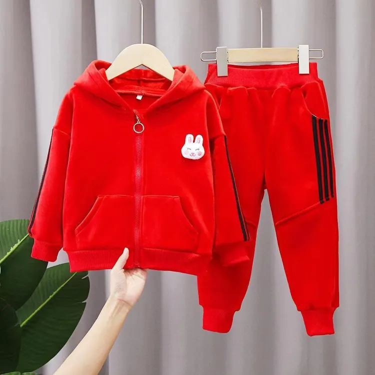 奥莱【品牌尾货】女童金丝绒套装冬款新款洋气休闲软棉童衣超亲肤