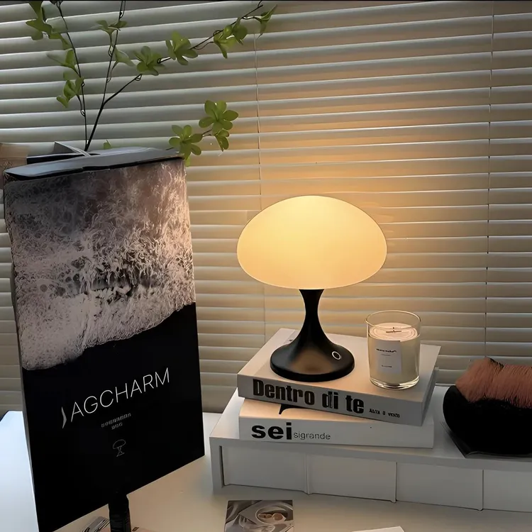 浪漫水母灯｜氛围感外观小台灯客厅卧室床头柜摆放轻奢简约摆件
