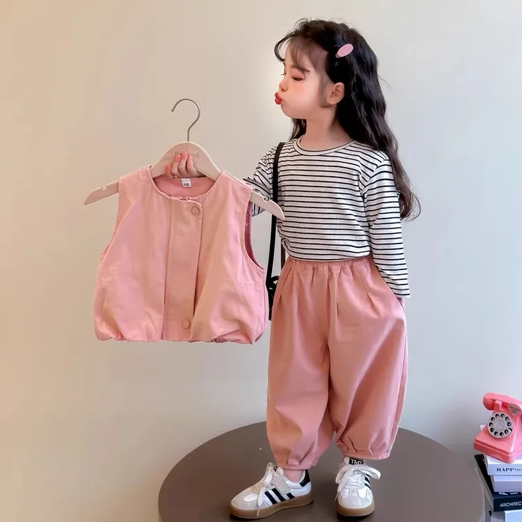 女童秋装套装2025新款洋气儿童春秋季时髦宝宝马甲炸街工装三件套