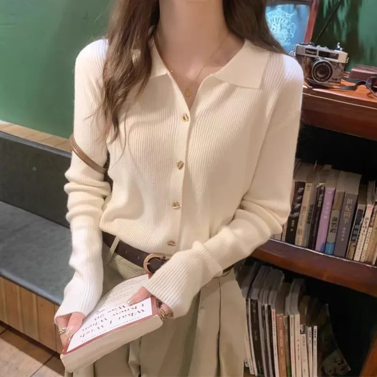 设计感翻领单排扣修身显瘦坑条毛衣针织开衫女秋季新款内搭上衣
