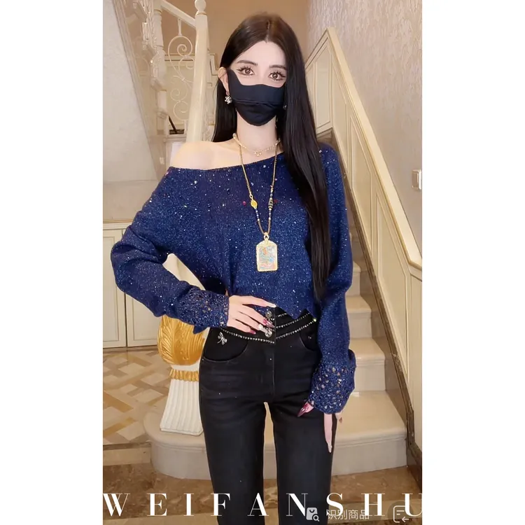 WEIFANSHU/魏凡舒【予你星辰】秋冬新款气质短款小个子闪闪针织上衣