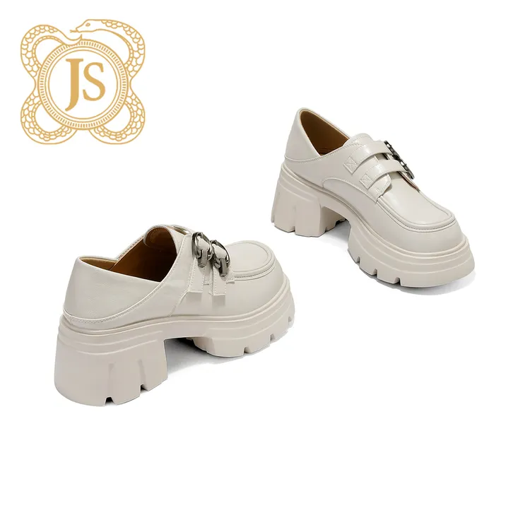 已开价，0569D52562Z百搭复古春季粗跟高跟英伦风方头秋季乐福鞋