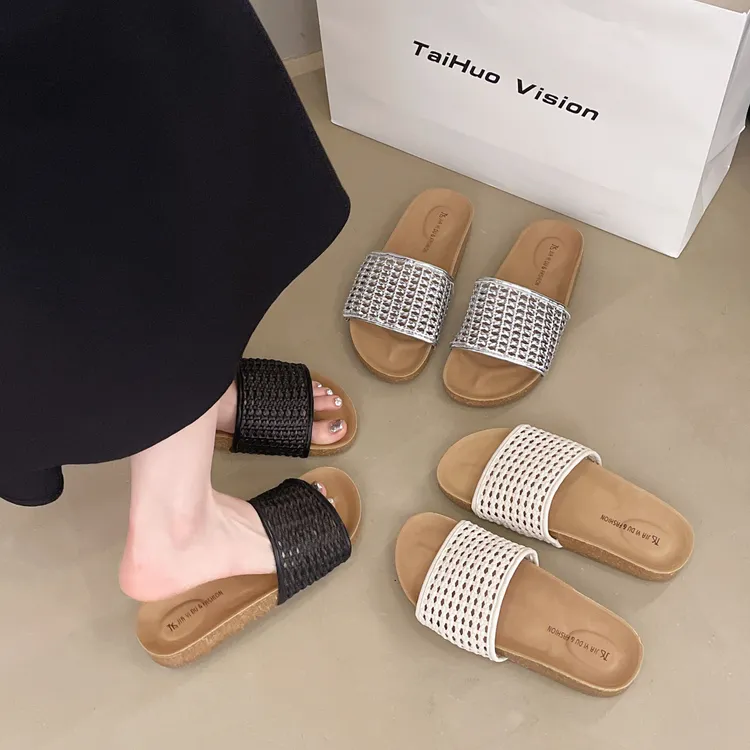 镂空网面勃肯一字拖鞋女夏季外穿2025新款厚底休闲度假沙滩凉拖鞋
