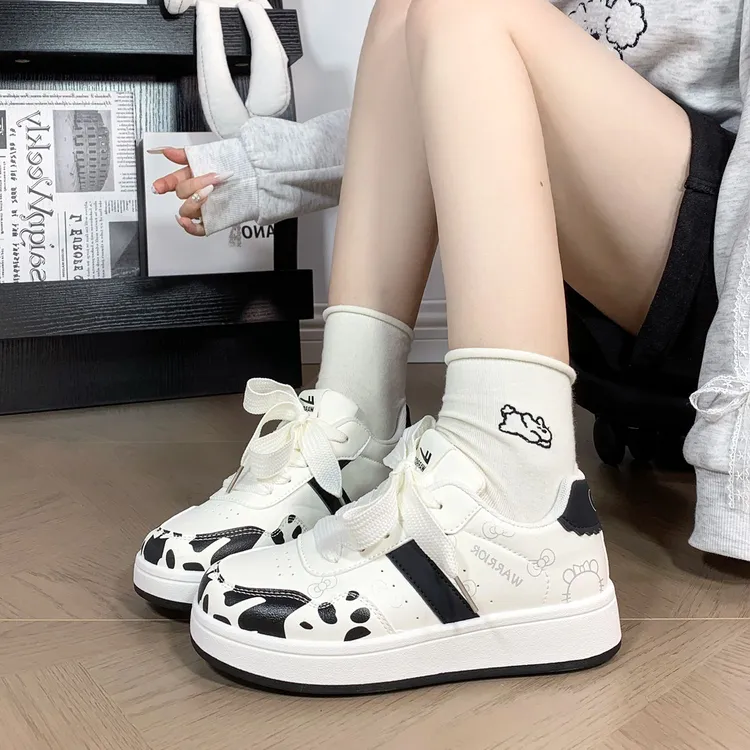 回力可爱奶牛板鞋女2026春季新款原创厚底小白鞋学生百搭休闲鞋子