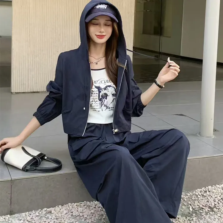 【送运费险】洋气三件套秋季显瘦时尚套装韩版短款连帽卫衣休闲宽松