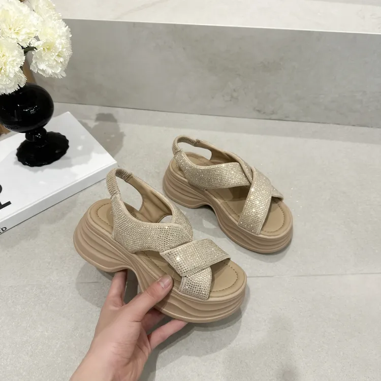 设计感厚底凉鞋女款鞋子2025夏外穿增高沙滩时尚不累脚百搭罗马鞋