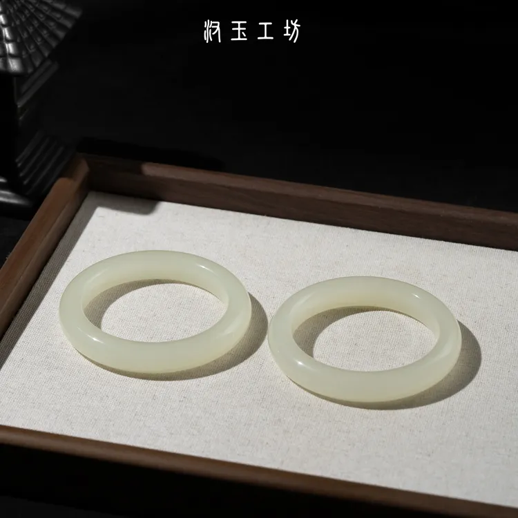 汉玉工坊【琉璃】 起荧光 和田玉高冰晴水 多样性发一