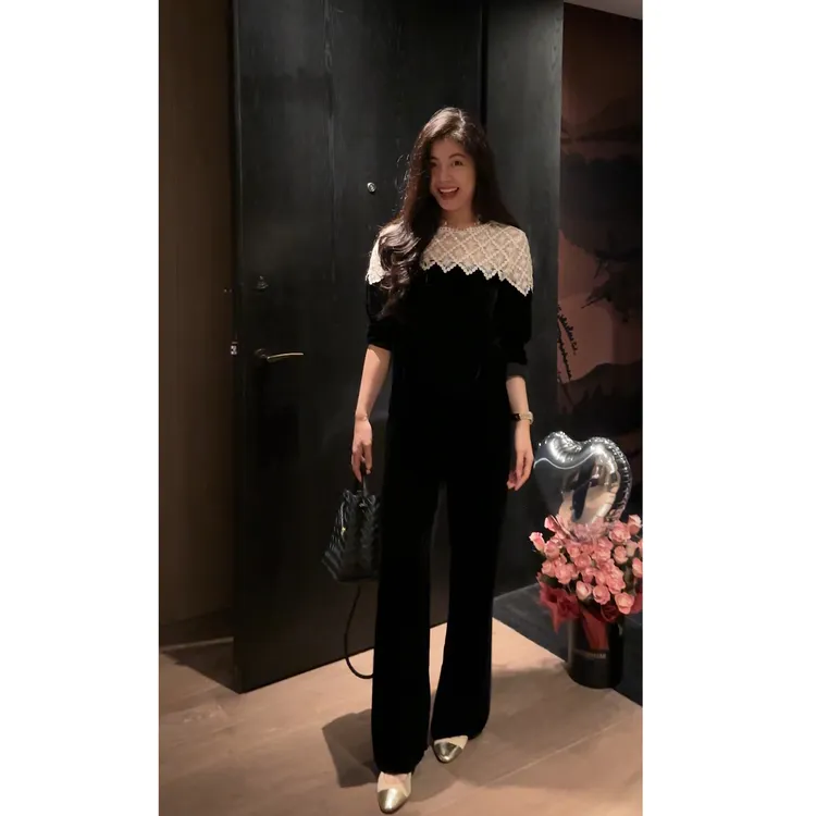N.COU妮蔻25秋新款大方洋气高级钉珠镂空刺绣长袖丝绒套装DY23008