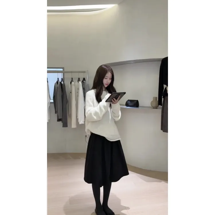 韩系慵懒风休闲圆领百搭长袖针织毛衣温柔风气质显瘦半身裙两件套