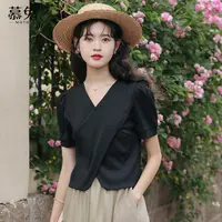 慕兔法式V领黑色短袖t恤女2024夏季新款别致独特设计感小众短上衣