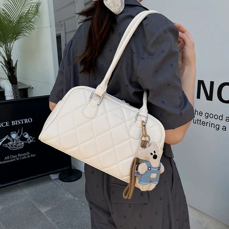 韩版时尚百搭高级感通勤包包女2025夏季新款大容量菱格单肩腋下包