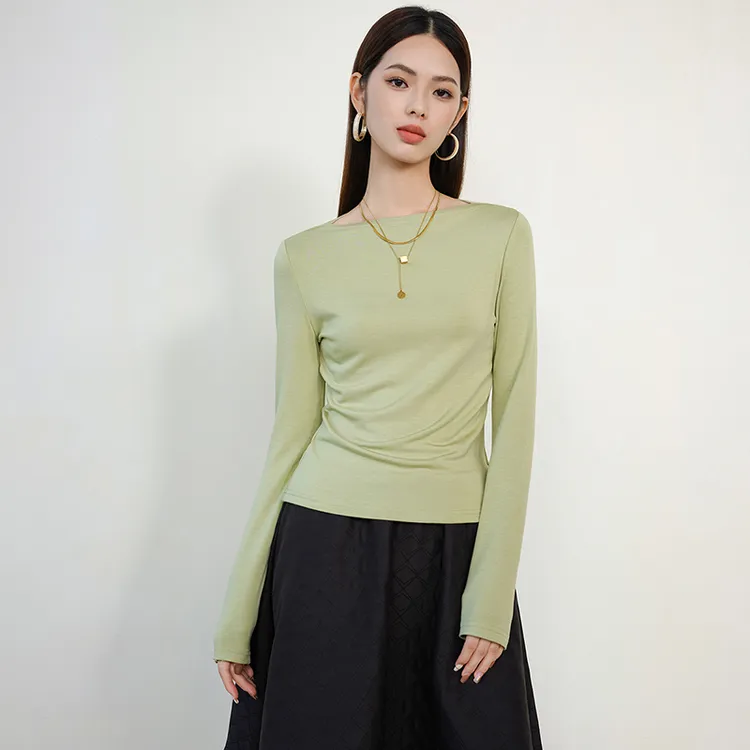 2025秋季新款时尚修身 显瘦 优雅弹力一字领纯色打底衫女25100713