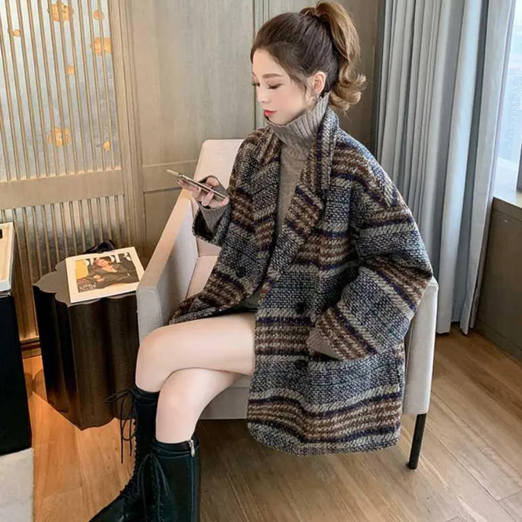 2025年新款女装秋冬洋气加绒小香风百搭粗花呢中长款加棉毛呢外套