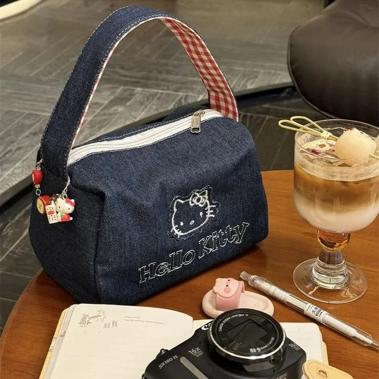 可爱kitty牛仔布复古手拎包ins高颜值大容量便携式网红时尚简约