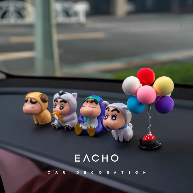 变装蜡笔小新车载摆件动漫可爱中控台网红汽车内装饰品治愈系公仔