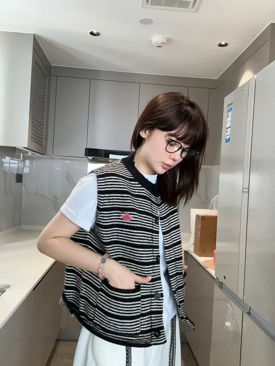 SEVENFUOO-【菱格马甲】针织马甲