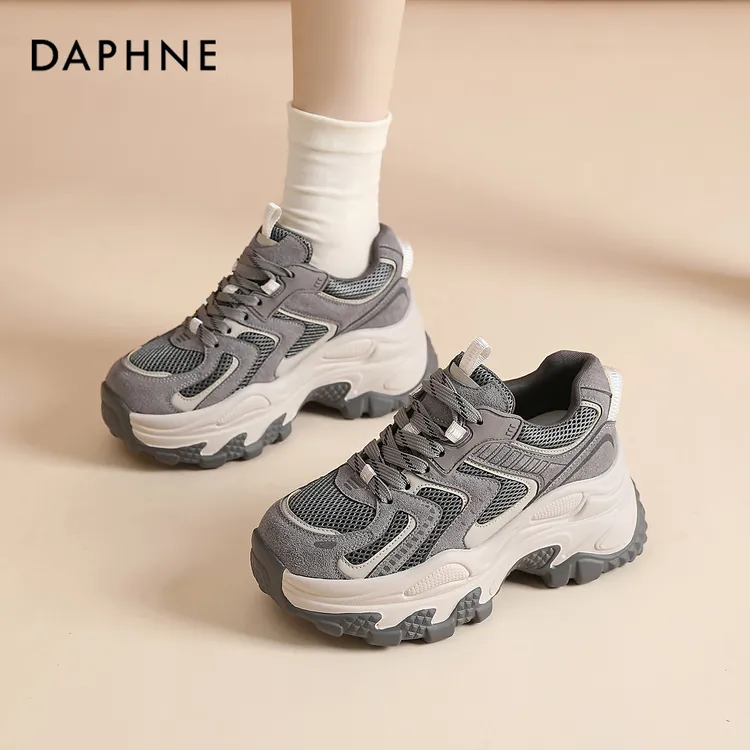 达芙妮老爹鞋女2025新款冬季复古百搭厚底增高运动休闲鞋超火轻便