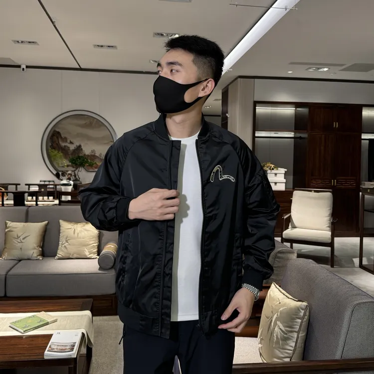 EVSU(顺丰空运)秋冬夹克外套男女同款时尚潮牌棒球服防水刺绣