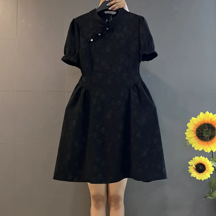 新中式立领斜襟蝴蝶结复古提花显瘦遮肚大码连衣裙