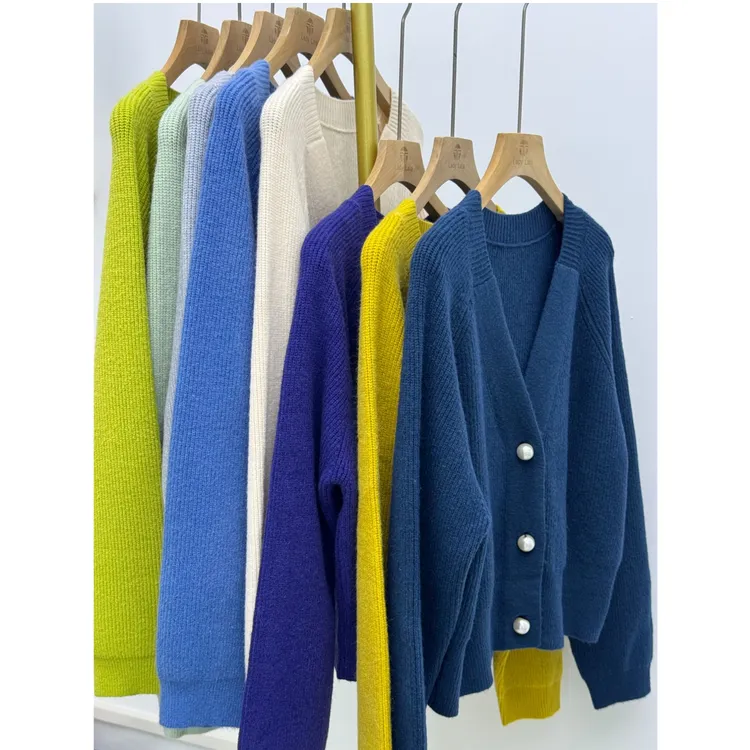 长袖开衫开衫款简约通勤毛针织衫秋冬慵懒风毛衣