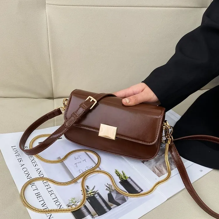 女包包2025新款火爆大容量网红斜挎小包轻奢小众高级感洋气单肩包