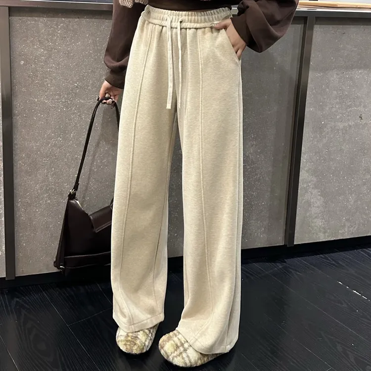 直筒裤面料垂感又高级不挑身材显瘦显腿长