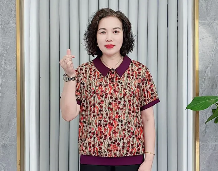 夏季新款精致翻领印花洋气妈妈装宽松洋气百搭短袖上衣#967