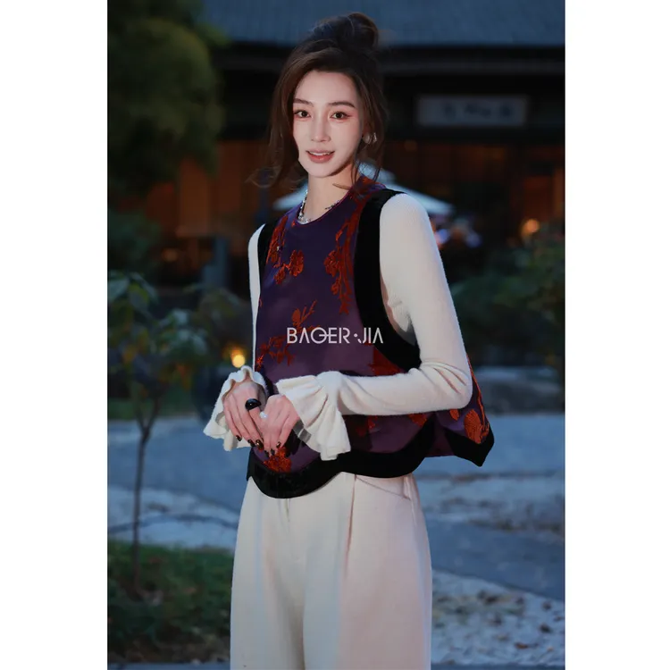 88-宝儿家含幂BJ119925412冬季款新中式花鸟枝桠无领偏襟漳缎马甲