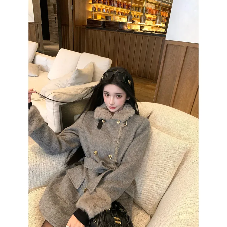 Barb Chill【腔调穿搭】50羊毛夹棉短款呢子大衣女冬加厚千金感外套