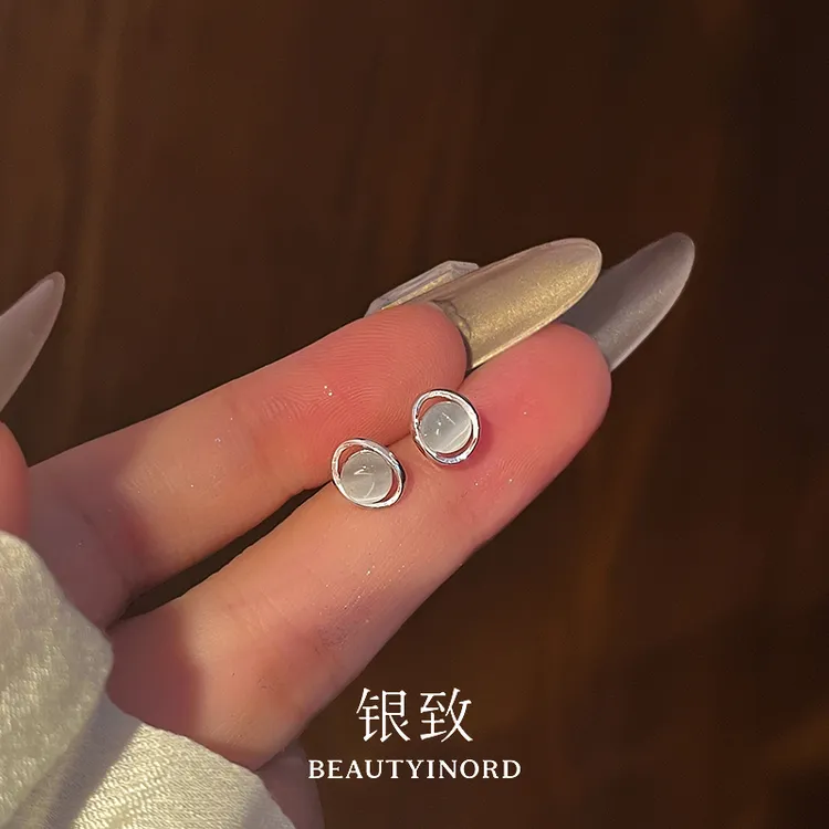 足银耳饰 999银猫眼耳环女2025新款爆款小众轻奢养耳洞高级感耳钉
