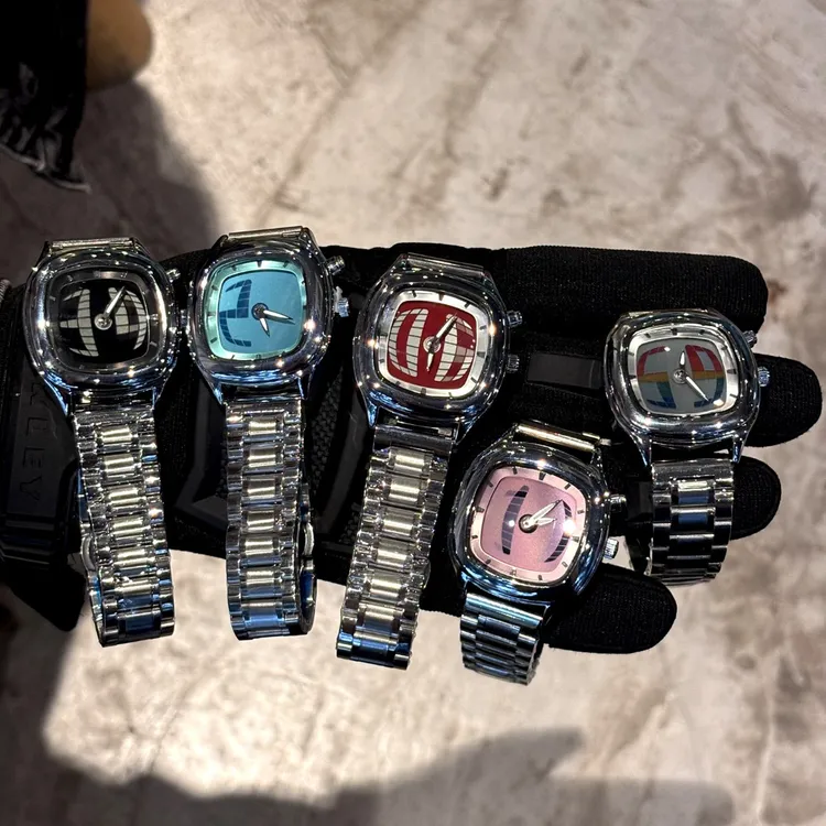 千禧年y2dk手表方块数字动态风格显示防水复古小众男女百搭石英