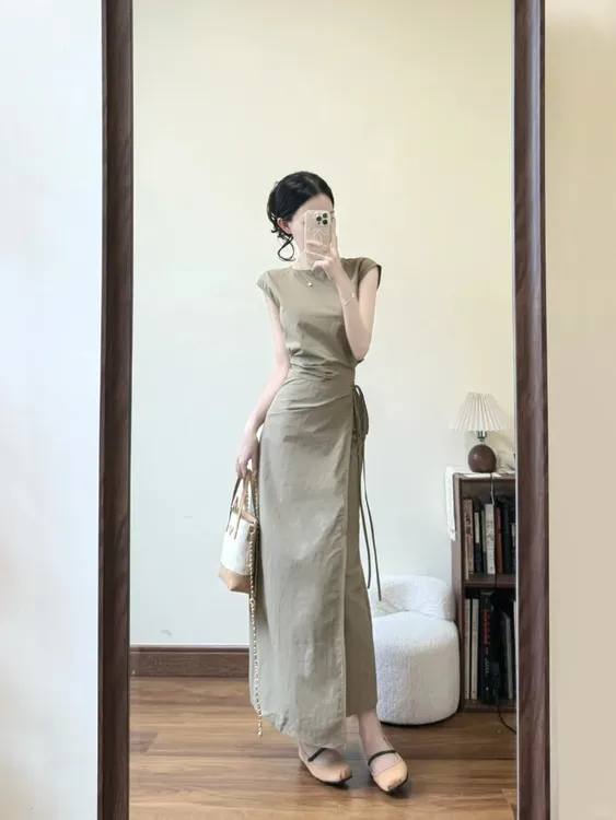 2025夏季新款韩系设计感无袖背心女上衣百搭绑带半身裙两件套装