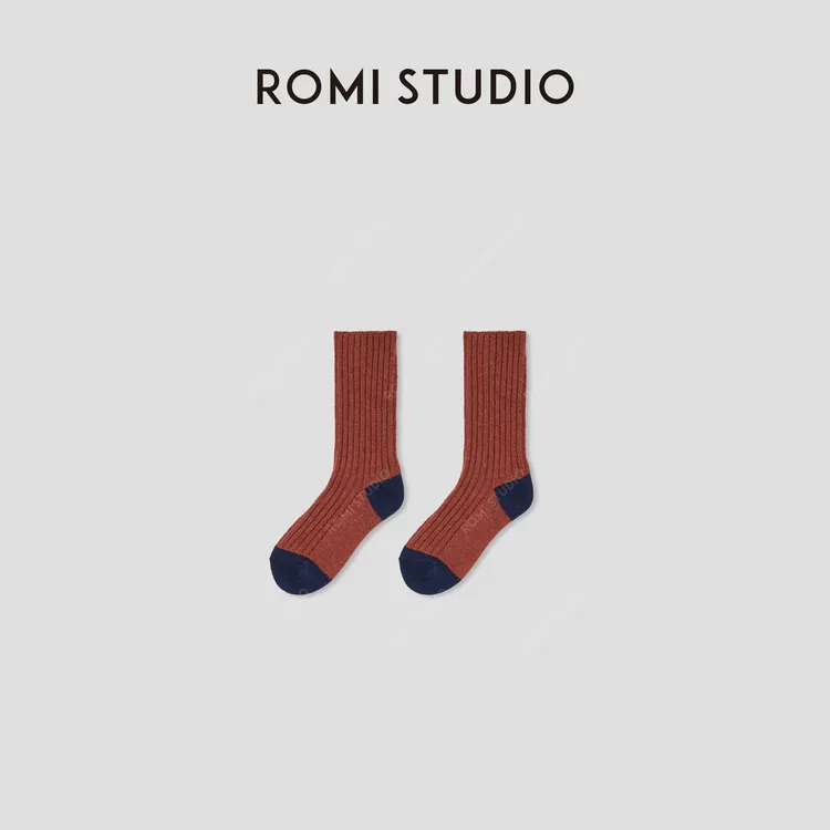 ROMI STUDIO“复古日系”羊毛混纺舒适弹力针织中筒袜RWCRP33928