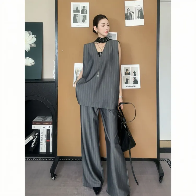 设计感小众夏季套装高级感无袖背心上衣阔腿裤子韩版气质两件套