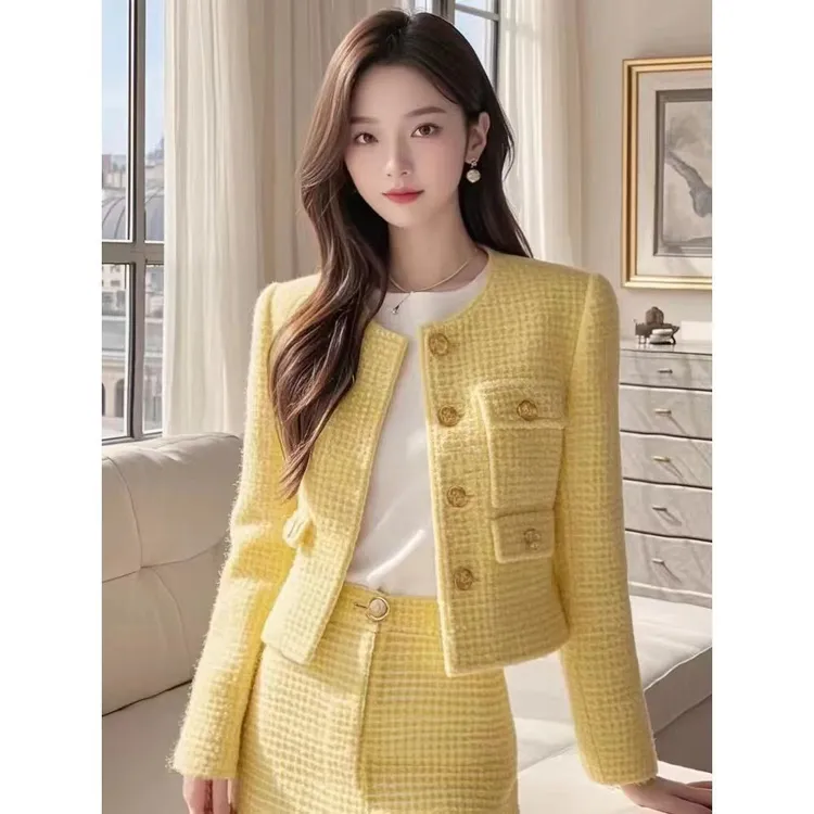 2025秋冬新款奶油黄华夫格独特别致小香风上衣外套半身短裙两件套