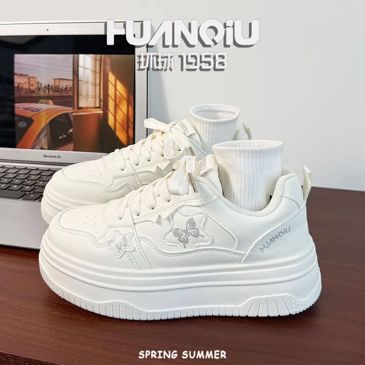 环球设计感蝴蝶小白鞋女2025秋季新款学生小个子透气增高休闲板鞋