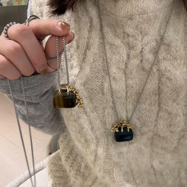 钛钢项链 韩国博主同款虎眼石包包葡萄串吊坠项链设计感毛衣链529