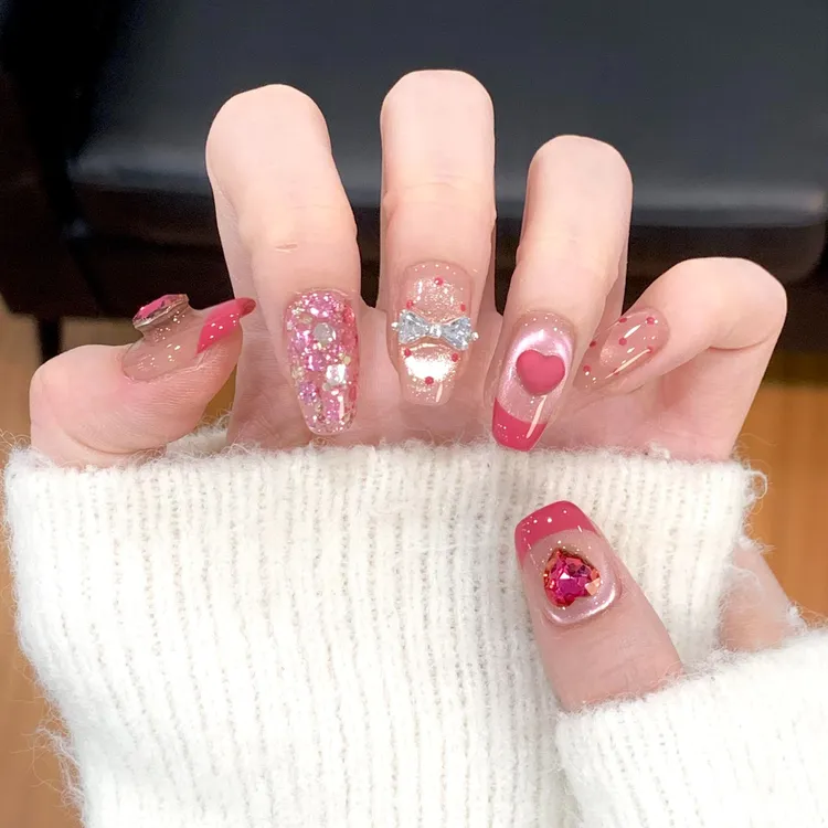 【亚裔甜心】纯手工穿戴甲短款粉色爆闪猫眼美甲夏日显白网红指甲片