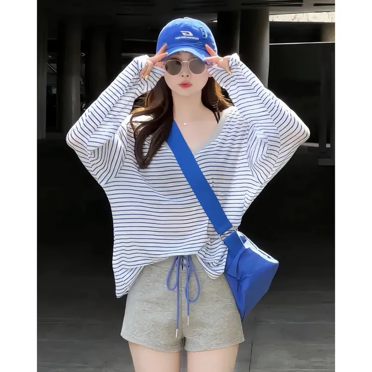 夏季轻薄透气慵懒蓝色V领长袖条纹防晒t恤+休闲绑带短裤套装