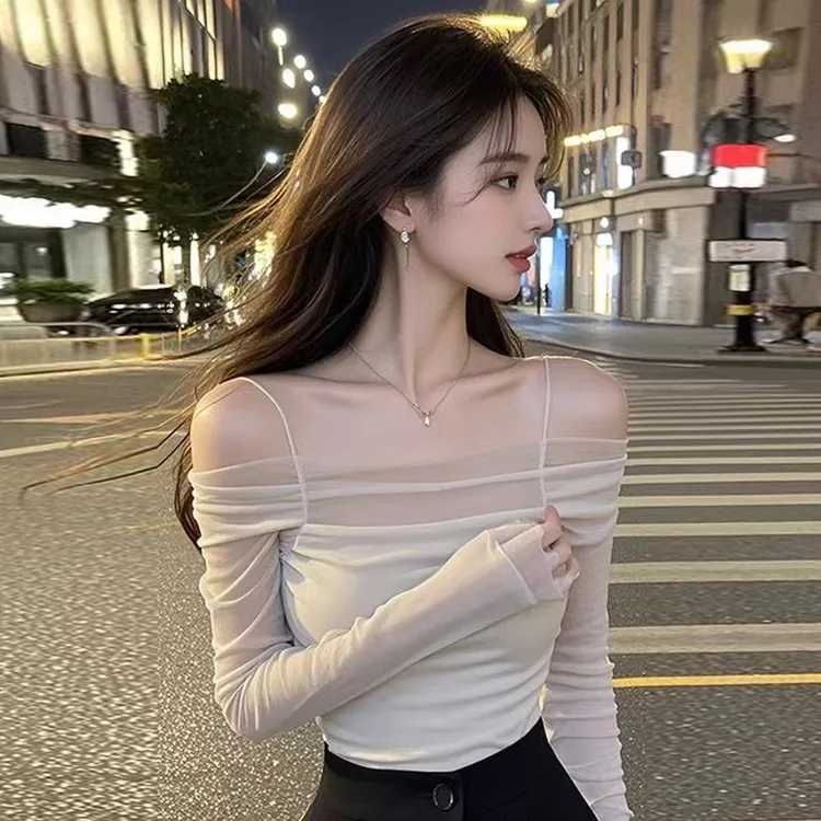 纯欲甜辣风网纱一字搭上衣女2025春秋新款洋气修身法式打底衫蕾丝