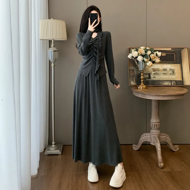 御姐轻熟风穿搭套装裙女2025春秋装新款上衣半身裙两件套灰色裙子