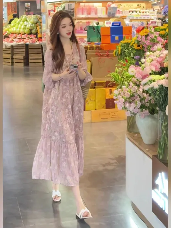 夏季新款法式印花休闲度假中长款连衣裙宽松大码时尚气质显瘦裙子