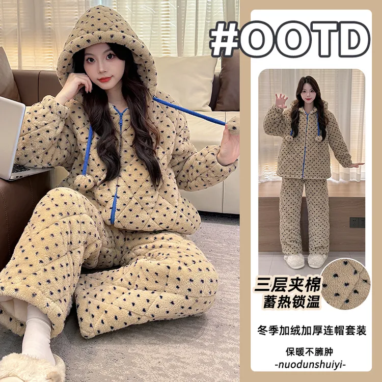 草本初色新款三层夹棉加厚连帽睡衣女甜美波点冬季保暖家居服套装