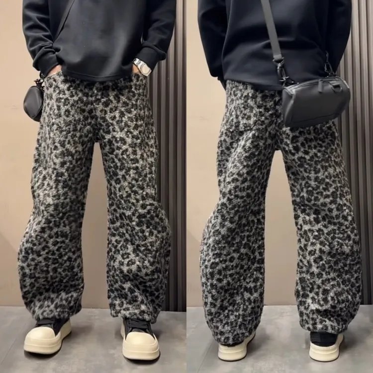 【现货秒发】冬季保暖豹纹设计感弯刀裤加厚宽松直筒男士休闲长裤