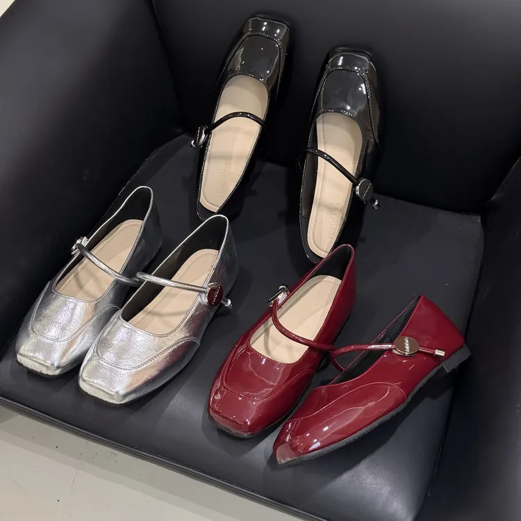 【胖福福大码女鞋】法式红色单鞋女一字扣玛丽珍小皮鞋配裙子低跟