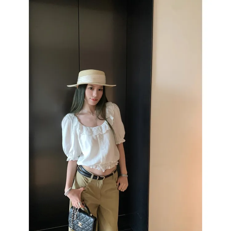 U领白色天丝提花小衫女夏2025新款百搭法式气质修身花边亚麻衬衫