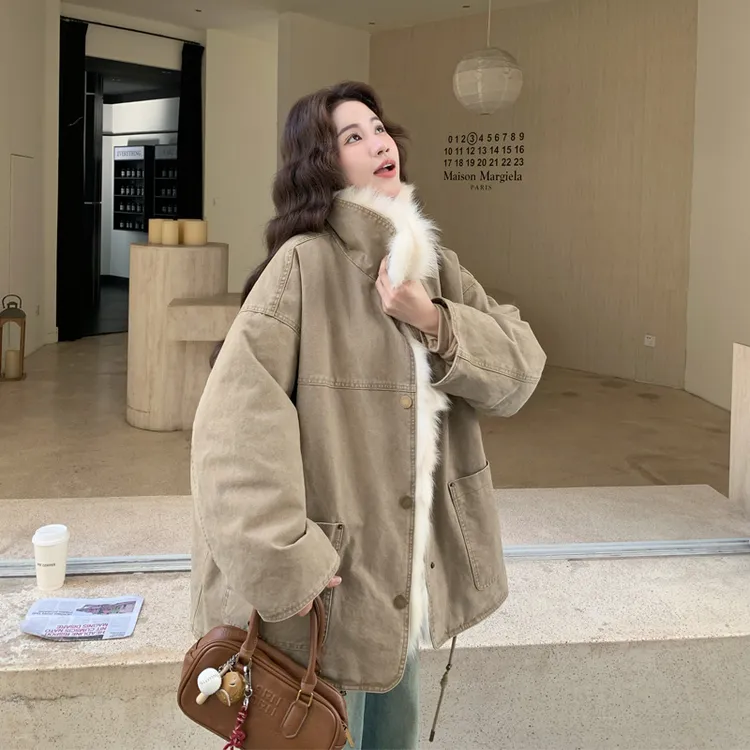 可拆卸毛领牛仔羽绒服2026冬季新款复古港风氛围感小众百搭派克服