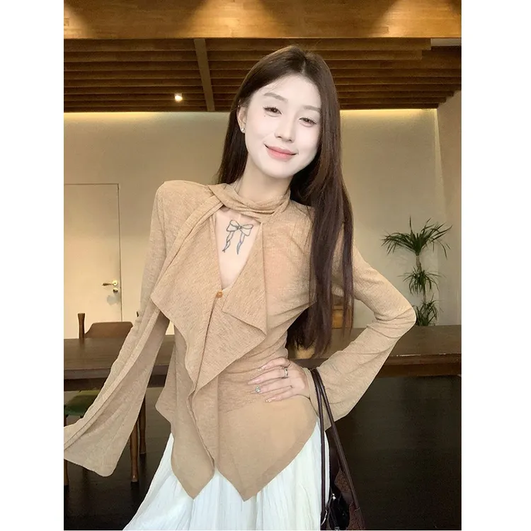 春秋辣妹纯欲懒惰风女装V领长袖T恤韩版显瘦气质设计感小众打底衫